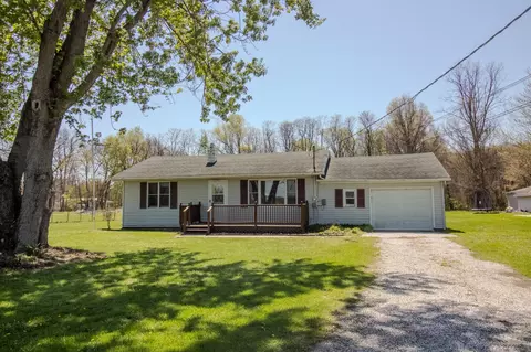 4395 E 200, Knox, IN 46534