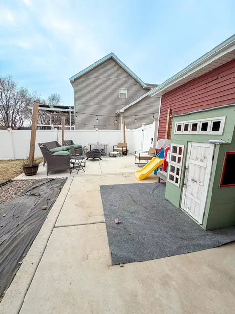 Exterior - 2303 Spring Run Ln, Lowell, IN 46356 photo 4 of 4