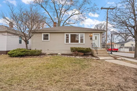 7104 Northcote Ave, Hammond, IN 46324