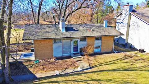 6318 Garfield St, Merrillville, IN 46410