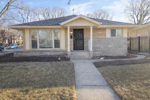 222 Broadmoor Ave, Munster, IN 46321