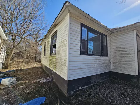 Exterior - 4383 Monroe St, Gary, IN 46408 photo 3 of 4