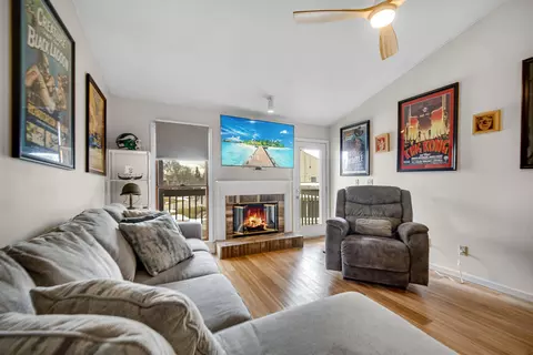 Living - 3603 Timberbridge Dr #E, Valparaiso, IN 46383 photo 2 of 3