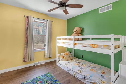 Bedroom - 5351 E Honor Ave, De Motte, IN 46310 photo 1 of 4