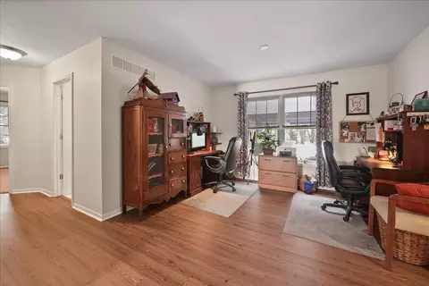 Entry Way - 3099 N 350, Rolling Prairie, IN 46371 photo 2 of 2