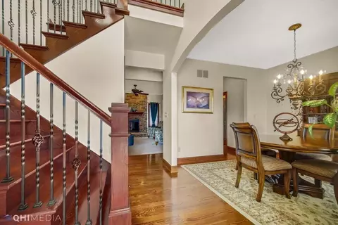 Entry Way - 10406 Silver Maple Dr, Saint John, IN 46373 photo 2 of 3