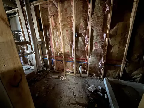 Bath - 434 Pierce St, Gary, IN 46402 photo 2 of 2