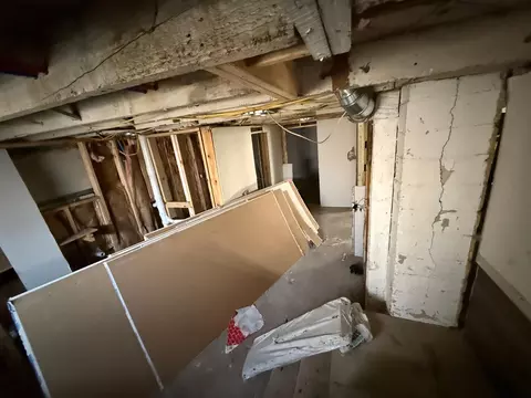Entry Way - 434 Pierce St, Gary, IN 46402 photo 1 of 1