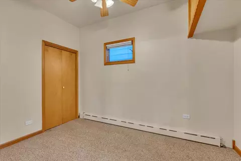 Bedroom - 1536 W Fred St, Whiting, IN 46394 photo 3 of 4