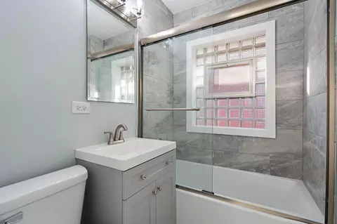 Bath - 824 Johnson St, Gary, IN 46402 photo 1 of 3