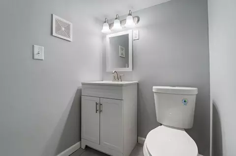 Bath - 824 Johnson St, Gary, IN 46402 photo 3 of 3