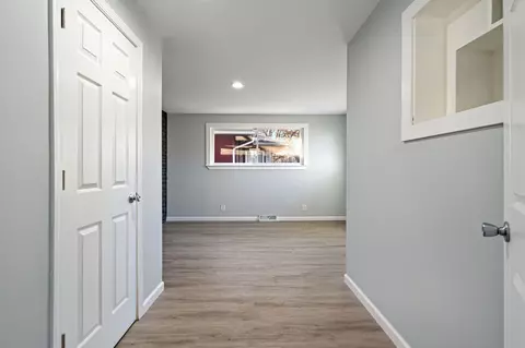 Entry Way - 824 Johnson St, Gary, IN 46402 photo 3 of 3