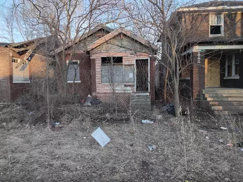 1177 Harrison St, Gary, IN 46407