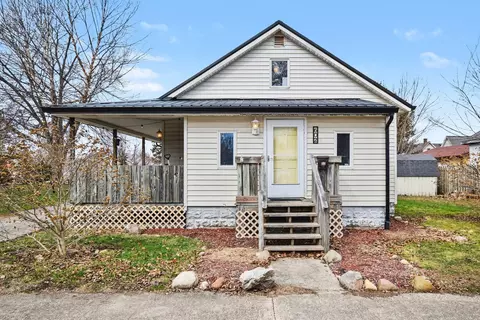 602 Illinois St, Walkerton, IN 46574