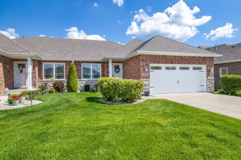 10671 Arbor Ln, Saint John, IN 46373