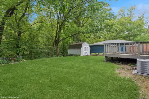 925 N Warren St, Gary, IN 46403 photo 17