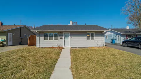 2517 River Dr, Highland, IN 46322