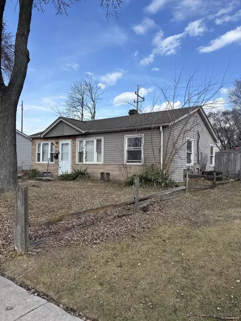 Exterior - 7717 Beech Ave, Hammond, IN 46324 photo 9 of 15