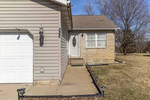 3446 E 69th Ave, Merrillville, IN 46410