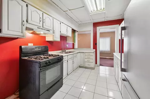 Kitchen - 568 Johnson St, Gary, IN 46402 photo 2 of 3
