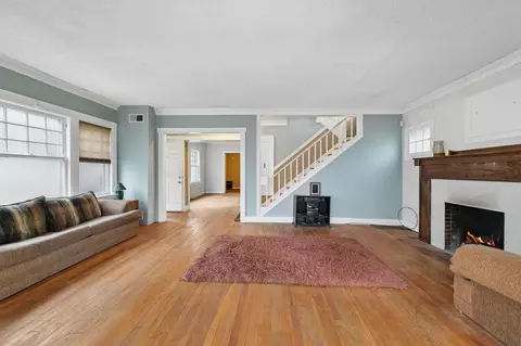 Living - 568 Johnson St, Gary, IN 46402 photo 1 of 4
