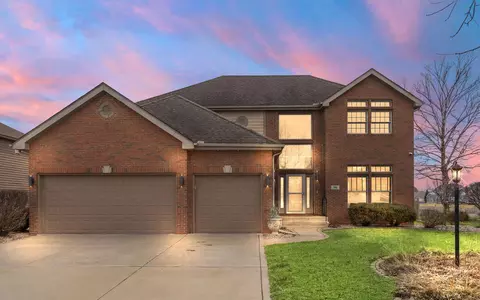 Exterior - 116 Salisbury Dr, Munster, IN 46321 photo 5 of 5