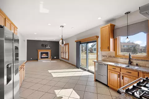 Kitchen - 116 Salisbury Dr, Munster, IN 46321 photo 5 of 5