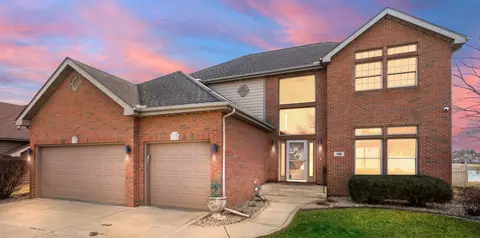 Exterior - 116 Salisbury Dr, Munster, IN 46321 photo 1 of 5