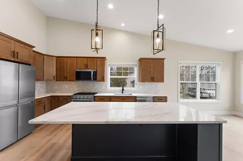 Kitchen - 1504 Waverly Rd, Porter, IN 46304 photo 2 of 4