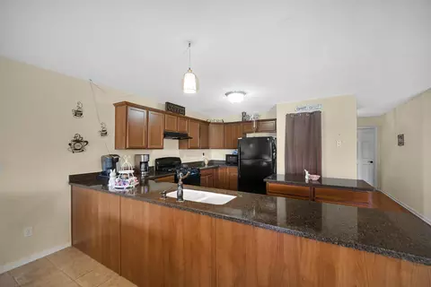 323 E 129th Pl, Crown Point, IN 46307 photo 3