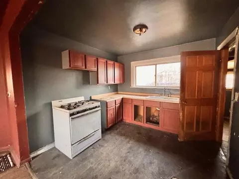 3017 W 40th Pl, Gary, IN 46408 photo 5