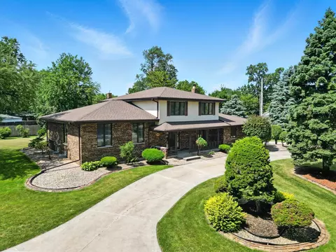 View/Area - 1246 River Dr, Munster, IN 46321 photo 1 of 5
