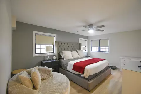Bedroom - 8634 Monfort Dr, Saint John, IN 46373 photo 1 of 7