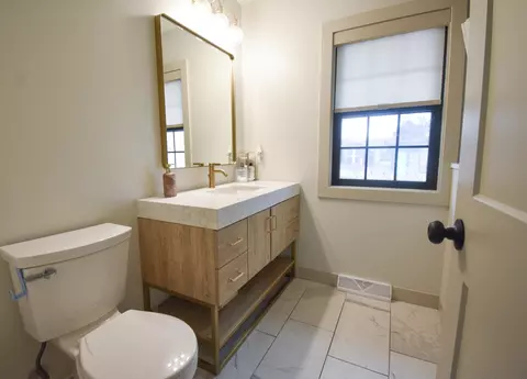 Bath - 8634 Monfort Dr, Saint John, IN 46373 photo 2 of 5