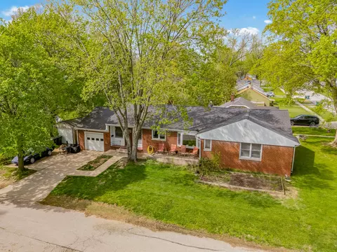 601 Madison St, Valparaiso, IN 46385