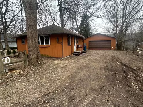 8919 W 142nd Ave, Cedar Lake, IN 46303