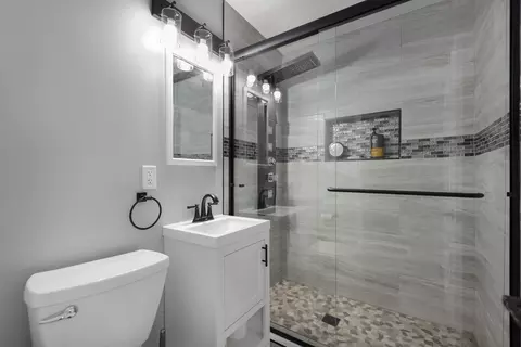 Bath - 7944 Harrison Ave, Munster, IN 46321 photo 1 of 3