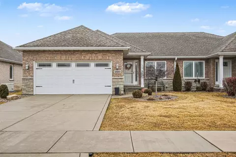10680 Arbor Ln, Saint John, IN 46373
