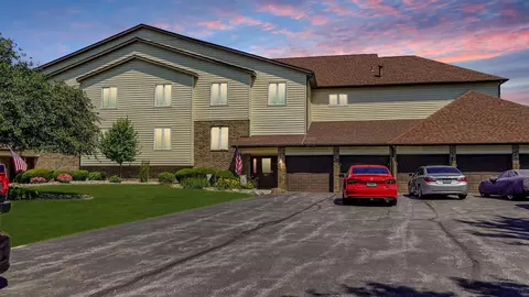 5065 Spinnaker Ln #D, Crown Point, IN 46307