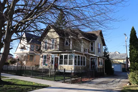 1114 Michigan Ave, La Porte, IN 46350