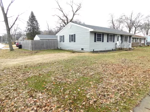 2347 Sloan St, Portage, IN 46368