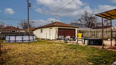Exterior - 141 N Dwiggins St, Griffith, IN 46319 photo 13 of 16