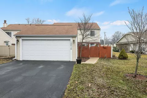 2016 Laura Ln, Chesterton, IN 46304