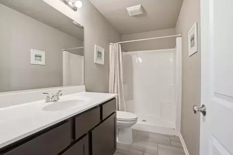Bath - 14935 Ivy St, Cedar Lake, IN 46303 photo 1 of 2