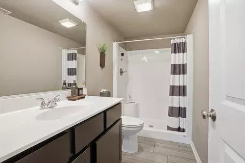 Bath - 14935 Ivy St, Cedar Lake, IN 46303 photo 2 of 2