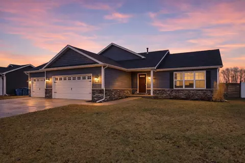 Exterior - 14935 Ivy St, Cedar Lake, IN 46303 photo 2 of 5