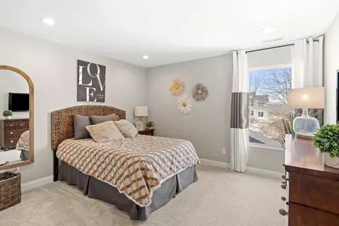 10534 California St, Crown Point, IN 46307 photo 18