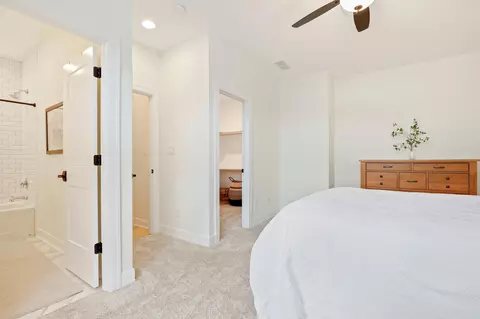 Bedroom - 9543 Corydalis Ave, Saint John, IN 46373 photo 6 of 8