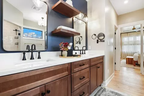 Bath - 9543 Corydalis Ave, Saint John, IN 46373 photo 2 of 6