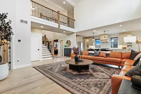 Living - 9543 Corydalis Ave, Saint John, IN 46373 photo 1 of 5